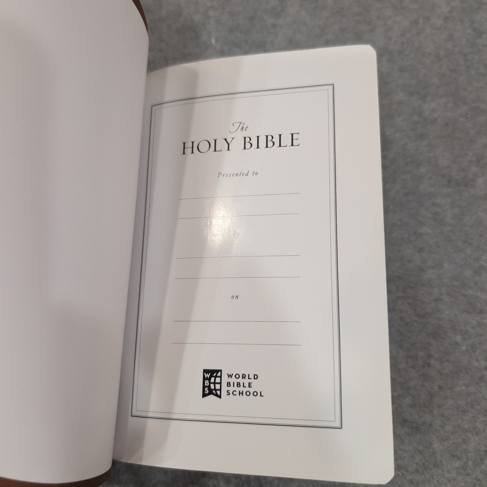 World Bible School Study Edition ESV The Holy Bible Brown Flexcover Compact - Picture 2 of 4